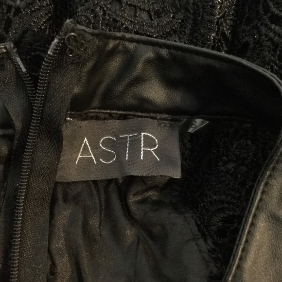 Astr Black Lace Mini Dress Size XS - Picture 5 of 7